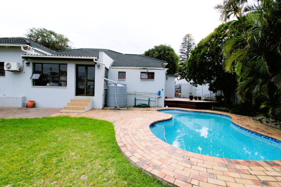 4 Bedroom Property for Sale in Berea Eastern Cape